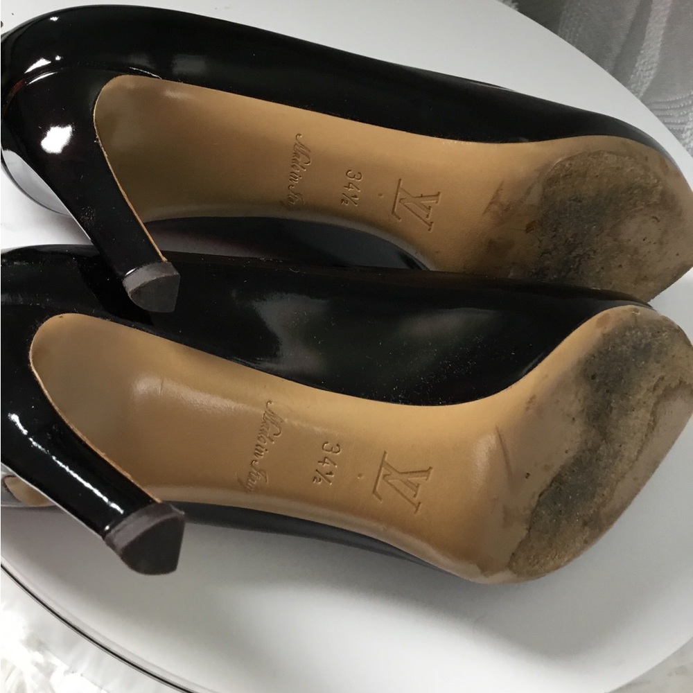 Louis Vuitton Black Patent Pointed Toe Pumps - Picture 11 of 11